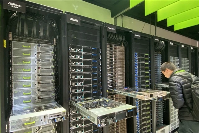 Shifting Workloads to the Cheapest GPU Cloud: What Matters Most