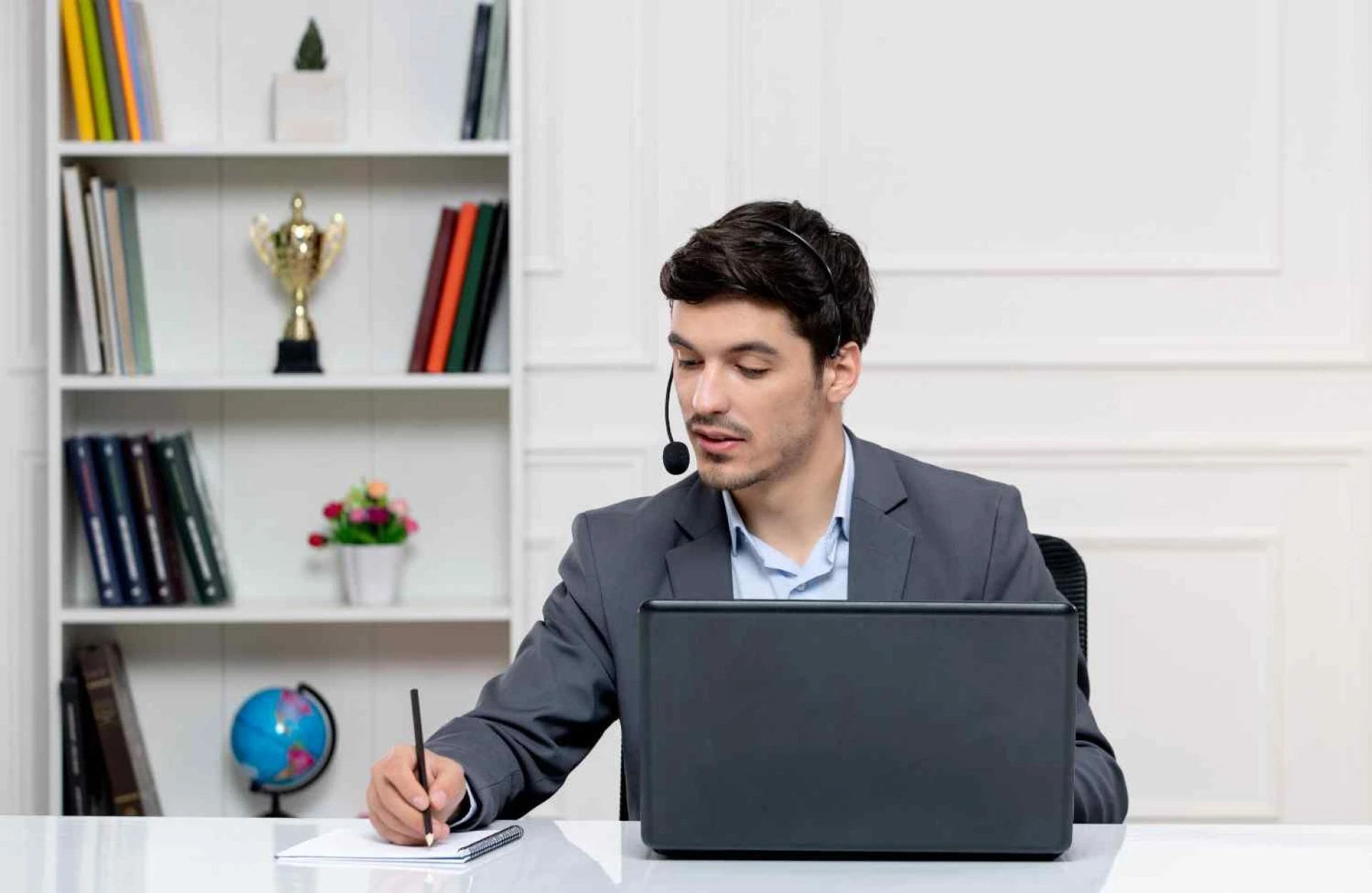 Top 7 Reasons to Hire a Distance Education Consultant in Bangalore