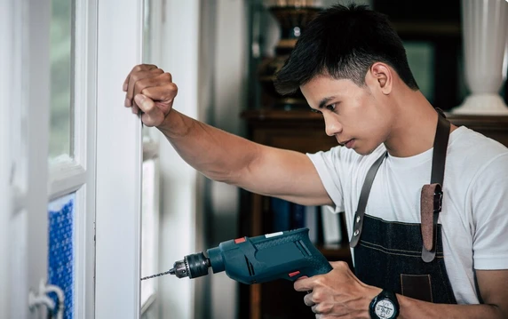Garage Door Installation: Tips for a Smooth and Efficient Process