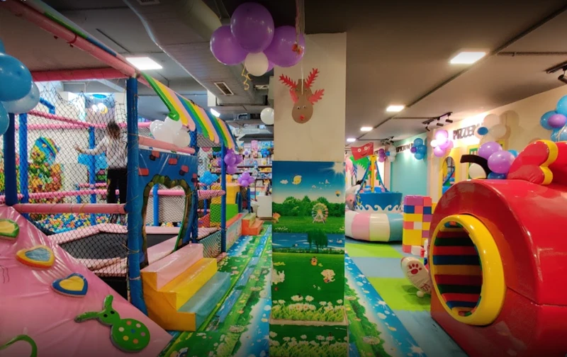 Play Area in Gurgaon: A Safe and Fun Space for Kids