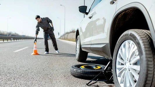 Car Recovery vs Roadside Assistance Dubai: Complete Guide