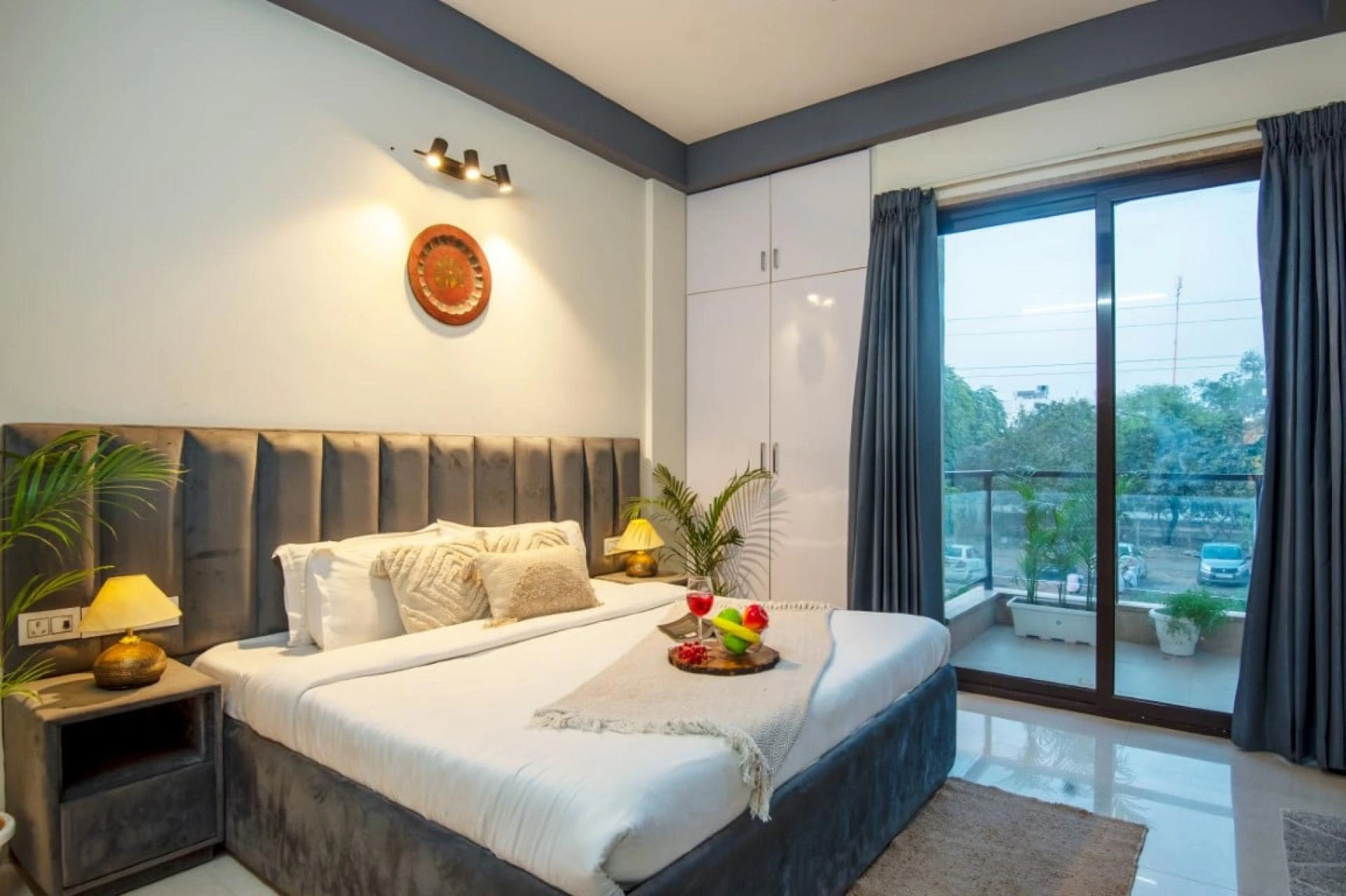 How to Book Budget-Friendly Serviced Apartments in Gurgaon?