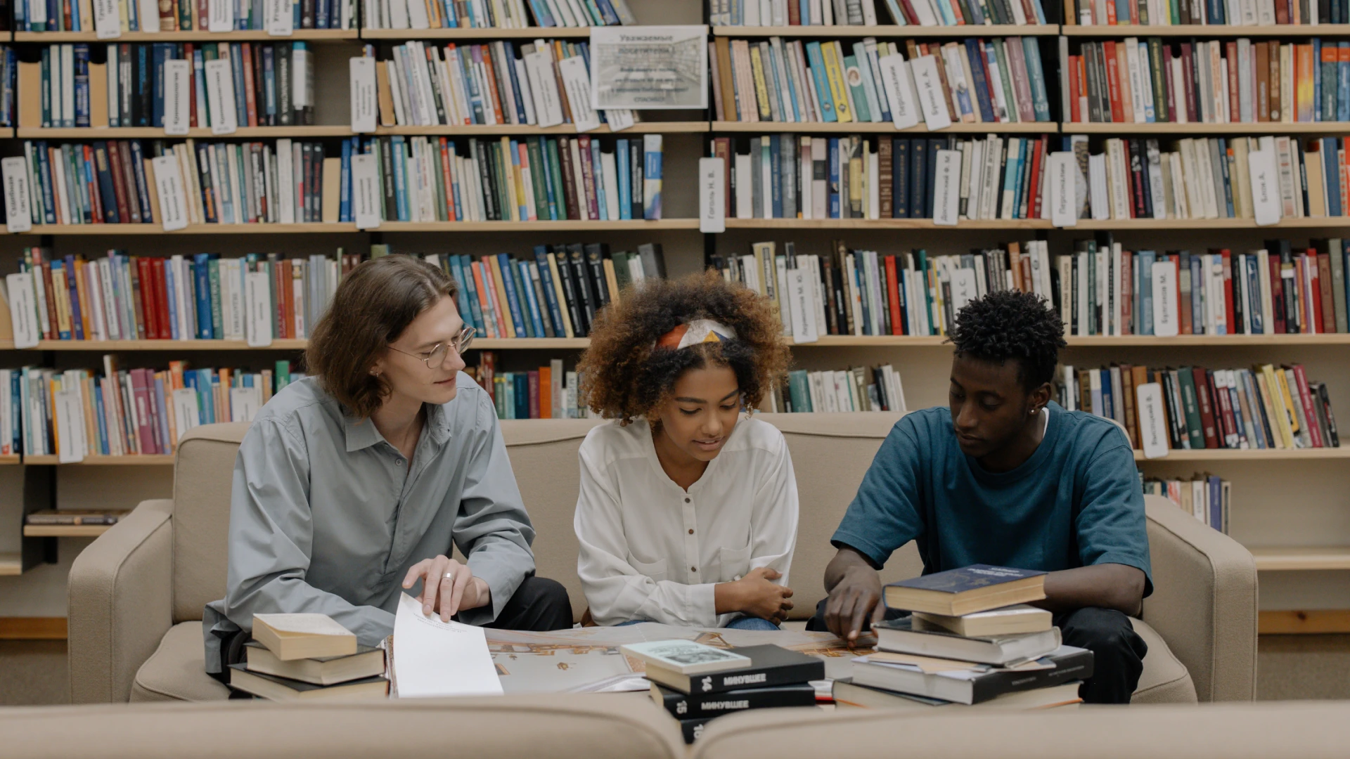 Choosing the Right Online Study Abroad Consultant for You