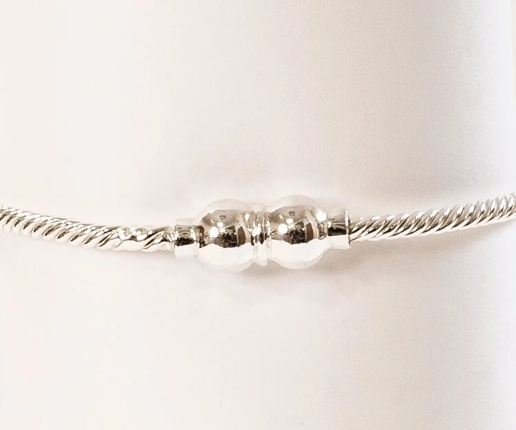 Nautical Elegance: The Allure of Twisted and Sailor Knot Bracelets