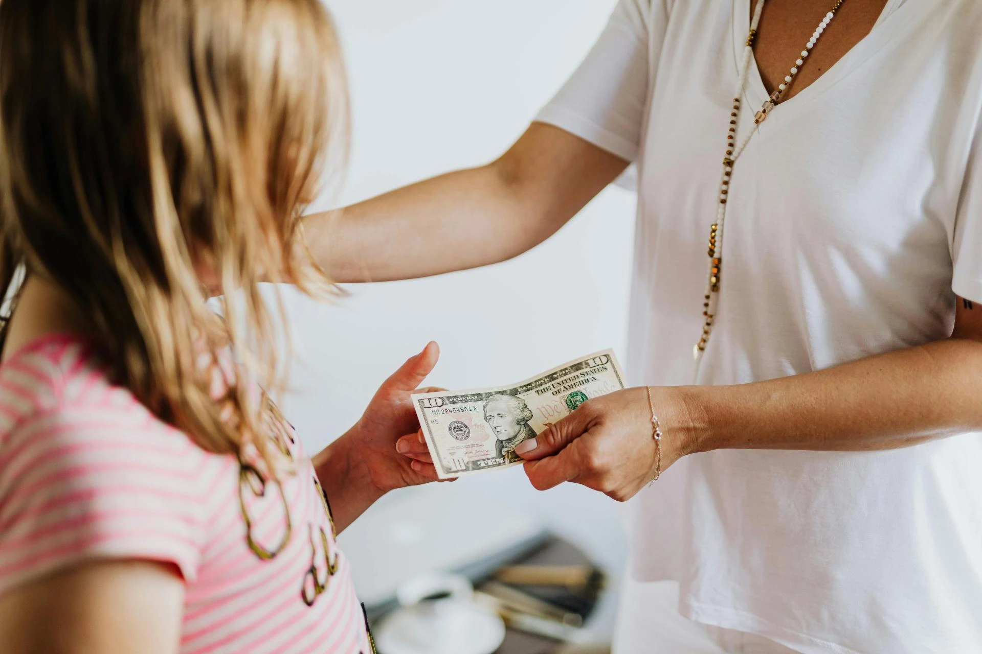 Get Instant Cash Advance from Trusted Direct Lenders