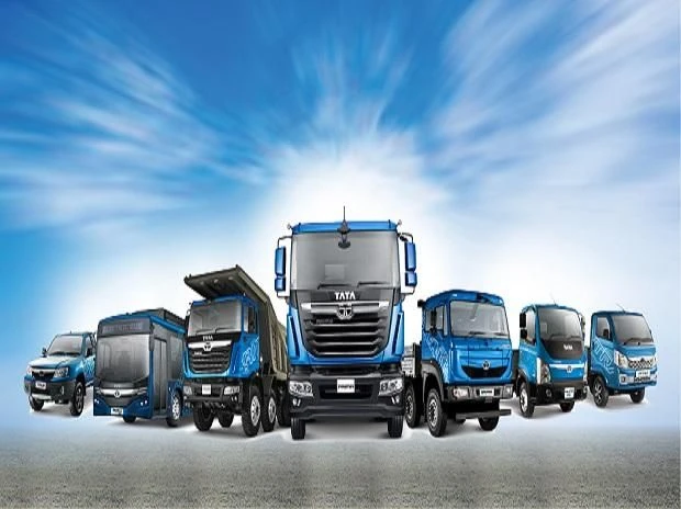 Why are small commercial vehicles more in demand in Bangladesh? 