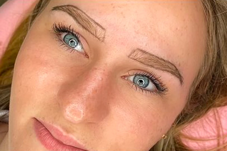 Top Benefits of Getting a Henna Brow Tattoo for Natural Defined Brows