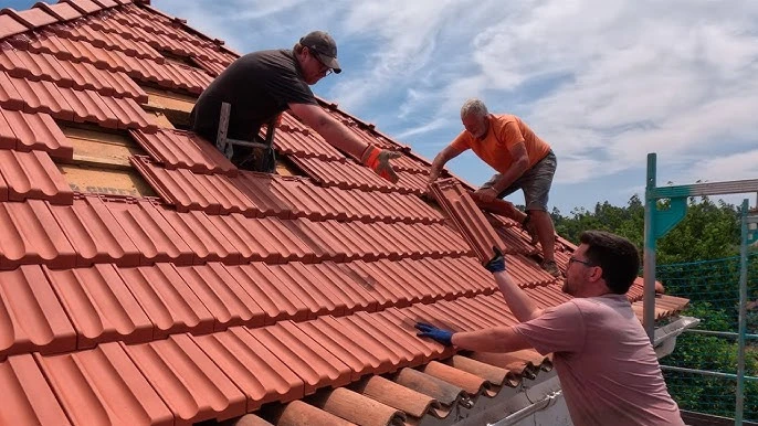 Roof Renovation in Phoenix AZ: How Modern Roof Upgrades Boost Curb Appeal and Energy Efficiency