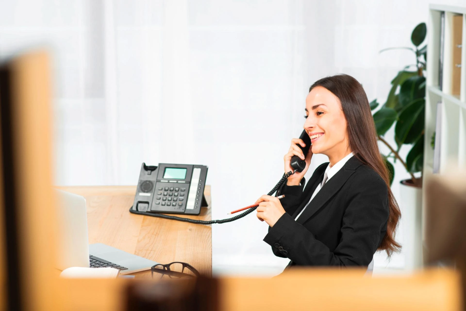 Enhancing Secure and Seamless Business Communication with Dinstar SBC