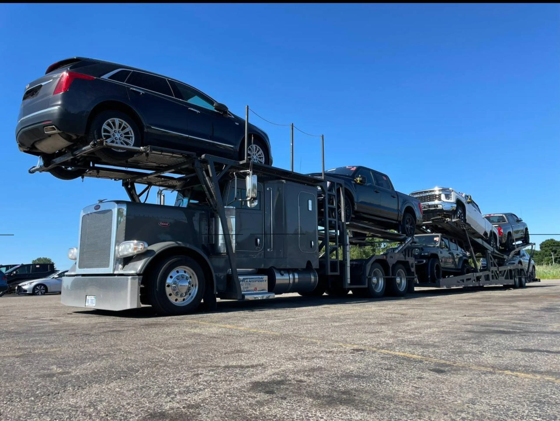 Choosing the Right Carrier to Transport Motorcycle Across Country