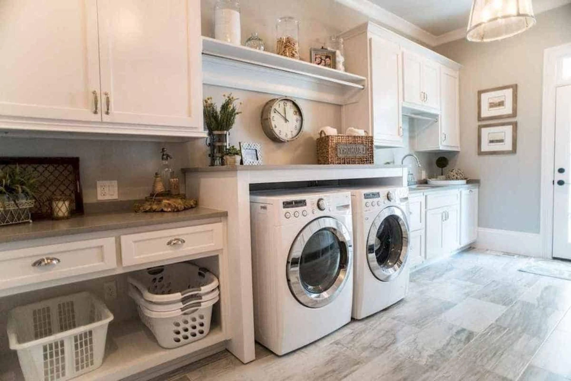 Draft: Transform Your Laundry Room:Cleaning Organization Space-Saving Tips
