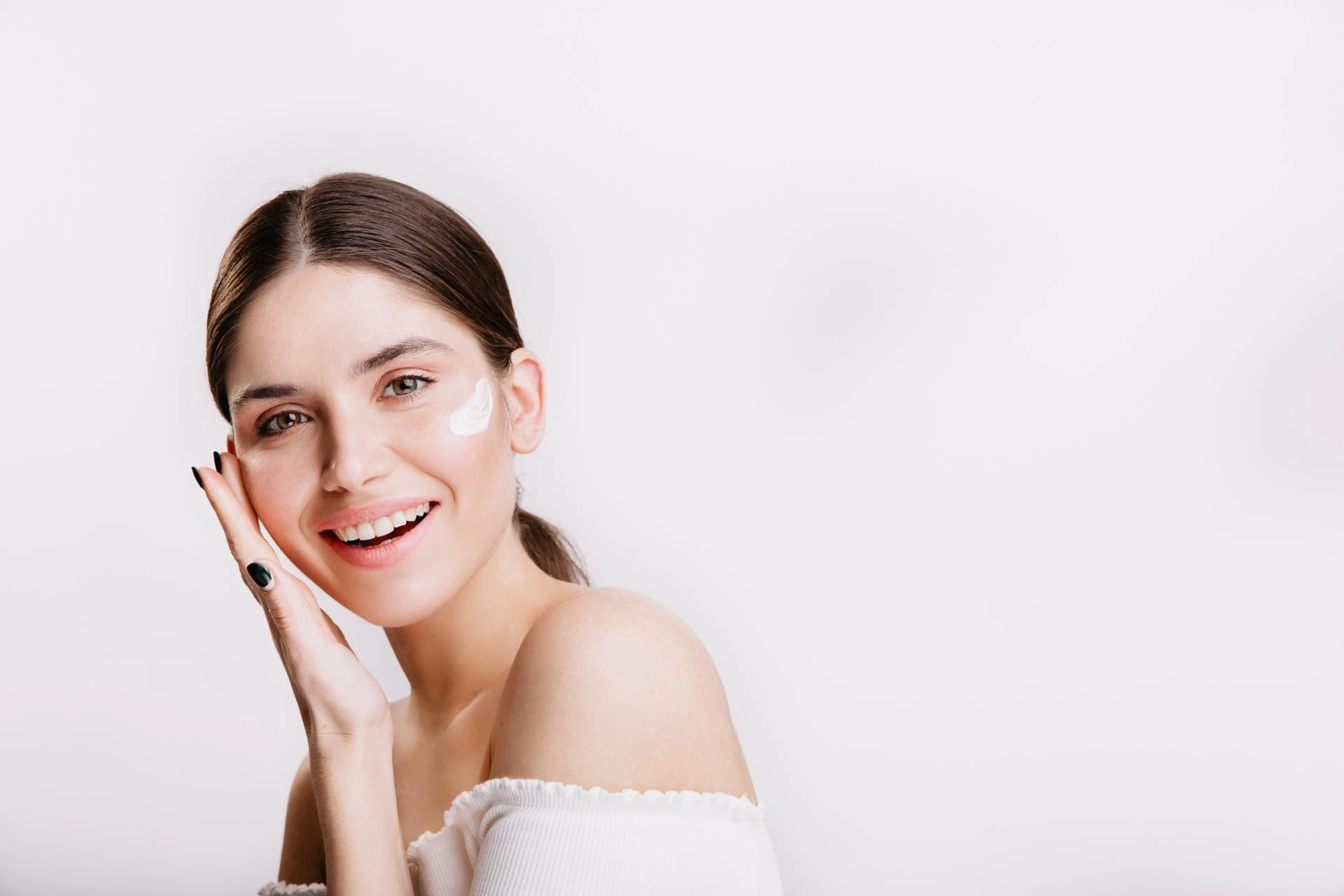 Protect Your Skin with SPF 50 PA++++ Sunscreen: Your Ultimate Guide