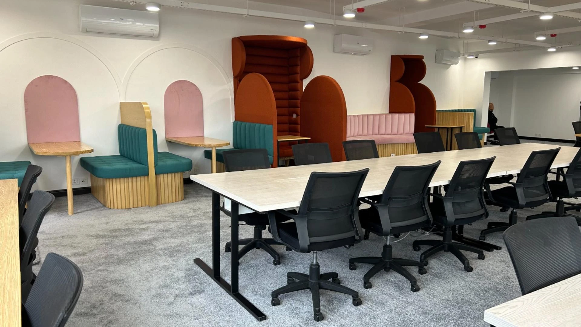 Why Location Matters: Enterprise Offices in Lahore's Business Districts
