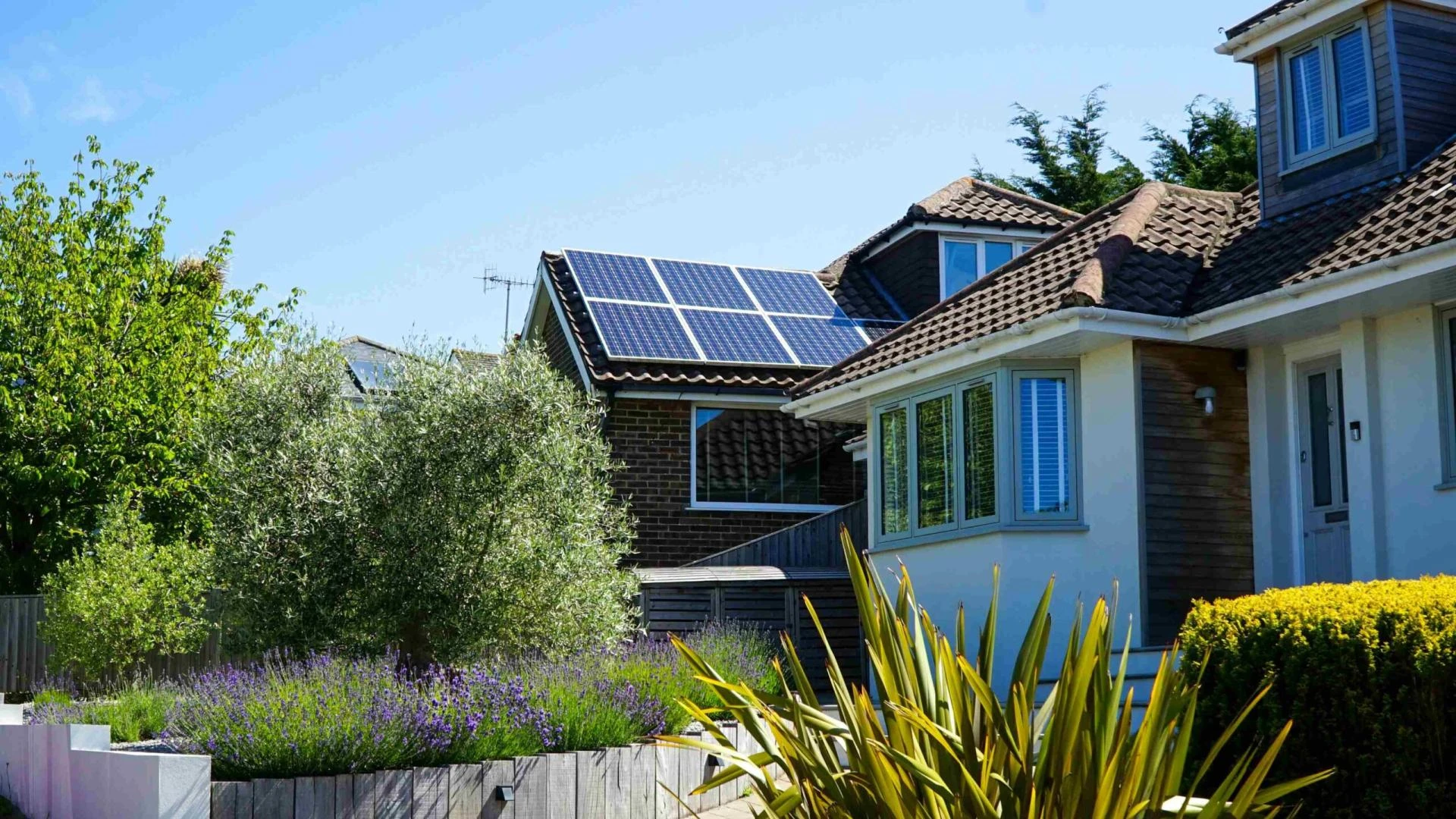 Solar Revolution in Odisha: off-grid, Hybrid, and on-grid Solar Roof Systems (or Rooftop Solar Systems)