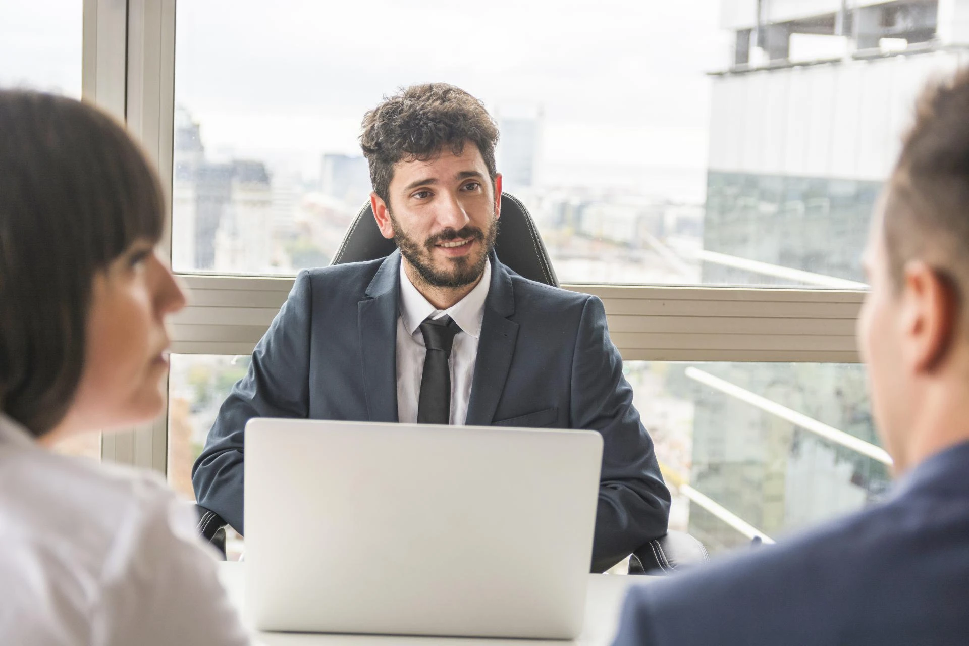 Executive Search in the Middle East: 2025 Market Analysis 