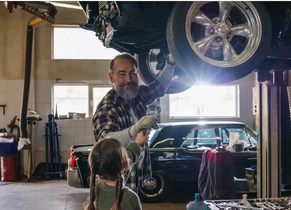Best Online Auto Repair Manuals for Hybrid and Electric Vehicles
