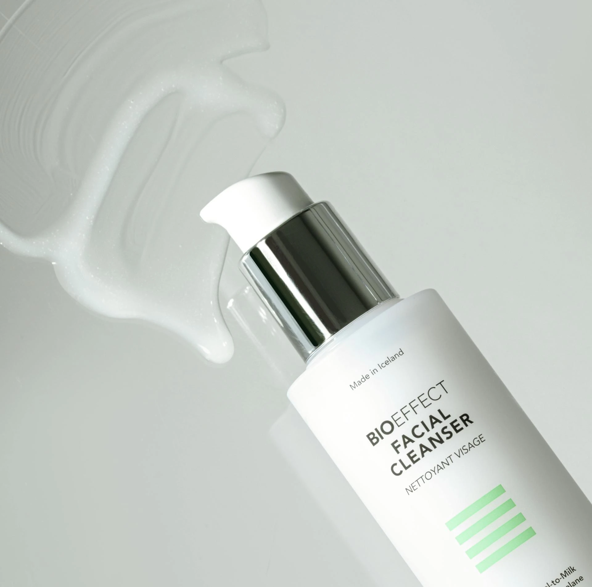 What Skin Care Products Are Good for Men in 2025?