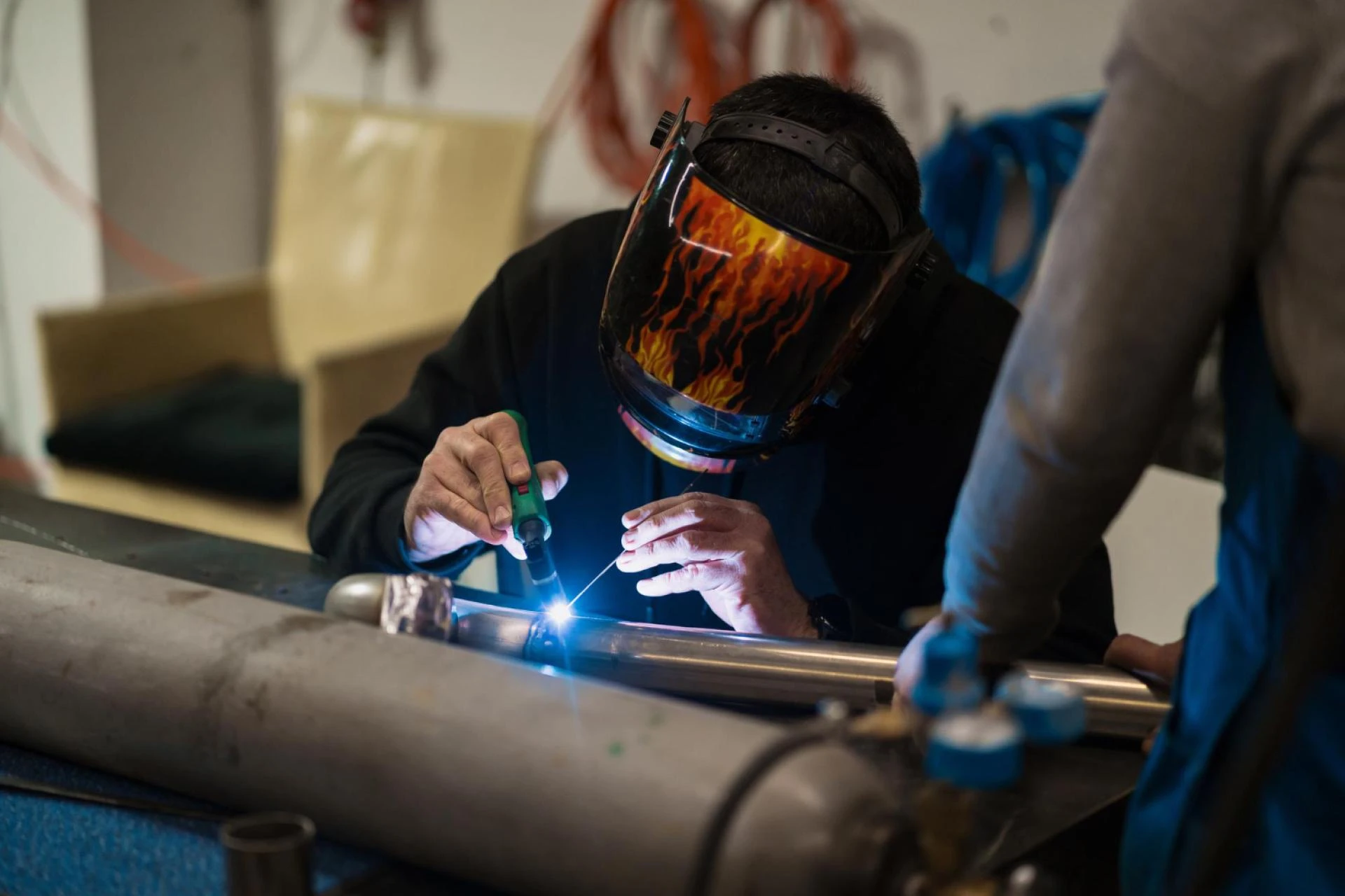 Maximizing Efficiency with Tube Cutting and Welding Service