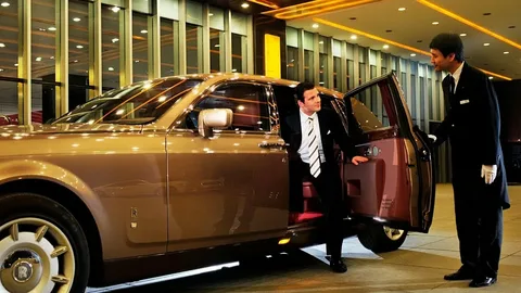  Executive Chauffeur Service in Saudi Arabia: Premium Yet Practical