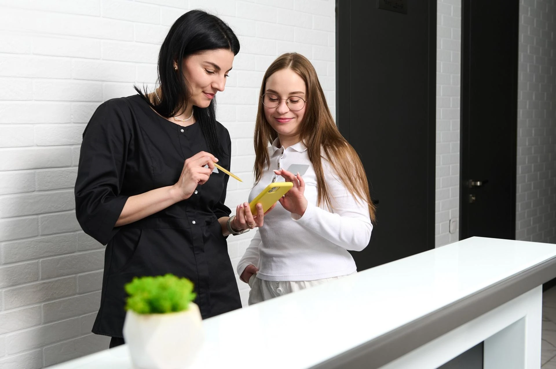 How to Turn Small Business Saturday Into Client Loyalty Opportunities