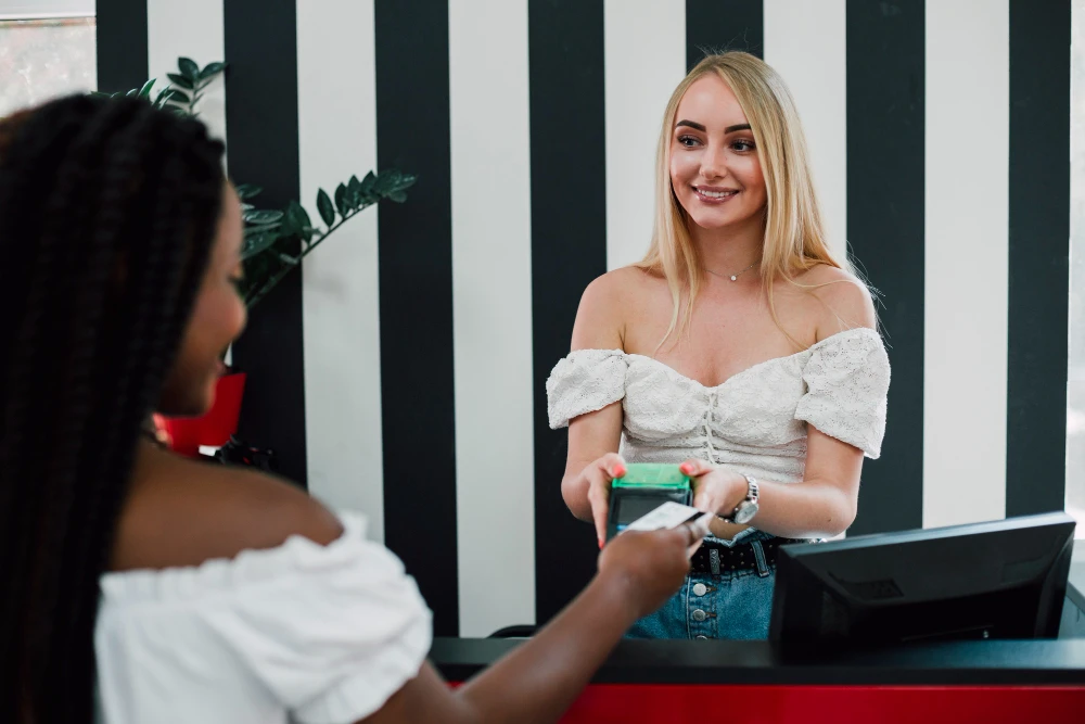 From Book to Boom: How Digital Bookings Boost Salon Revenue?