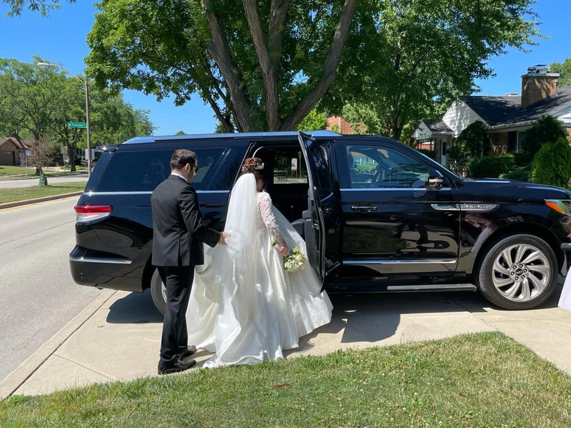 San Diego Wedding Black Car Service: Luxury and Elegance on Your Big Day