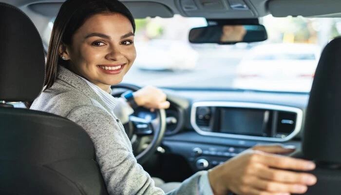 How to Choose the Best Driving Lesson Near Me