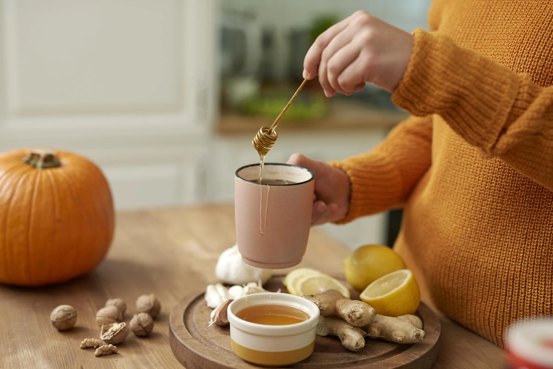 The Benefits of Tea for Hormone Balance and Tea for PCOS: A Natural Approach to Women’s Wellness