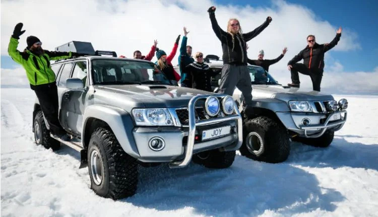 Discover Iceland with Iceland Escorted Tours Packages | Top Guided Tours of Iceland & Multi-Day Tours Iceland