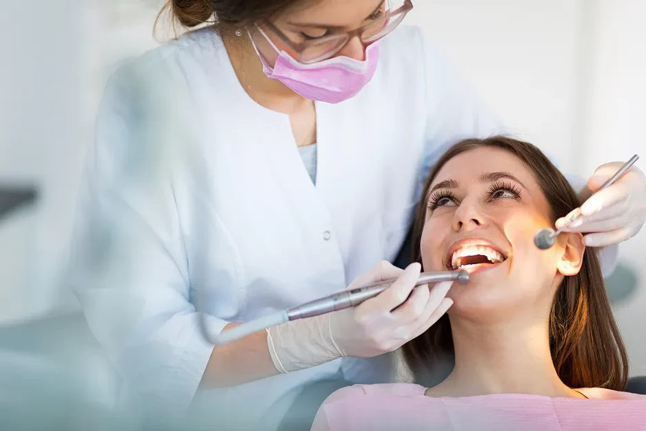 Emergency Solutions for Adult Teeth-Straightening Needs