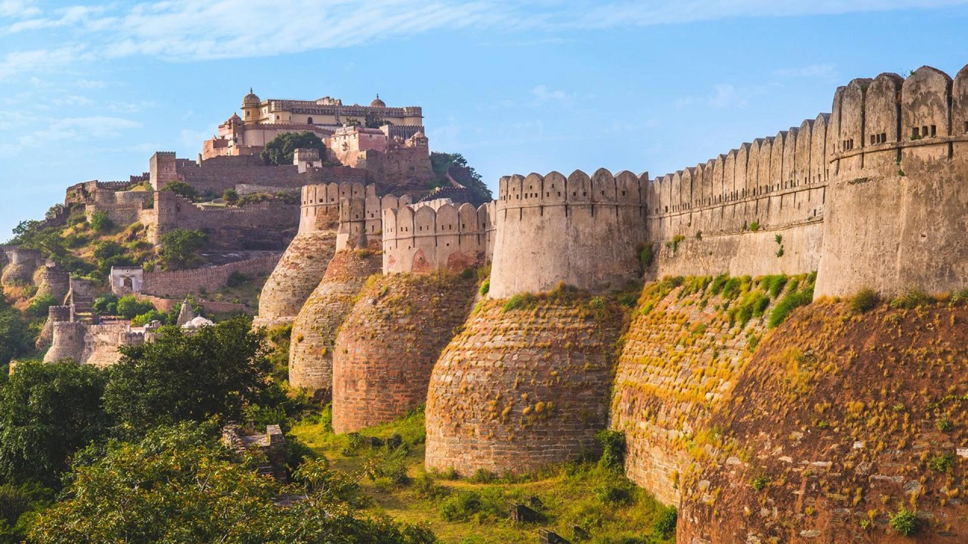 Iconic Attractions to See During Your Jodhpur to Jaisalmer Trip