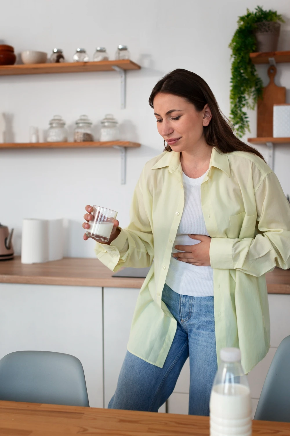Prebiotics and Probiotics for Digestion: A Complete 2025 Guide to Better Gut Balance