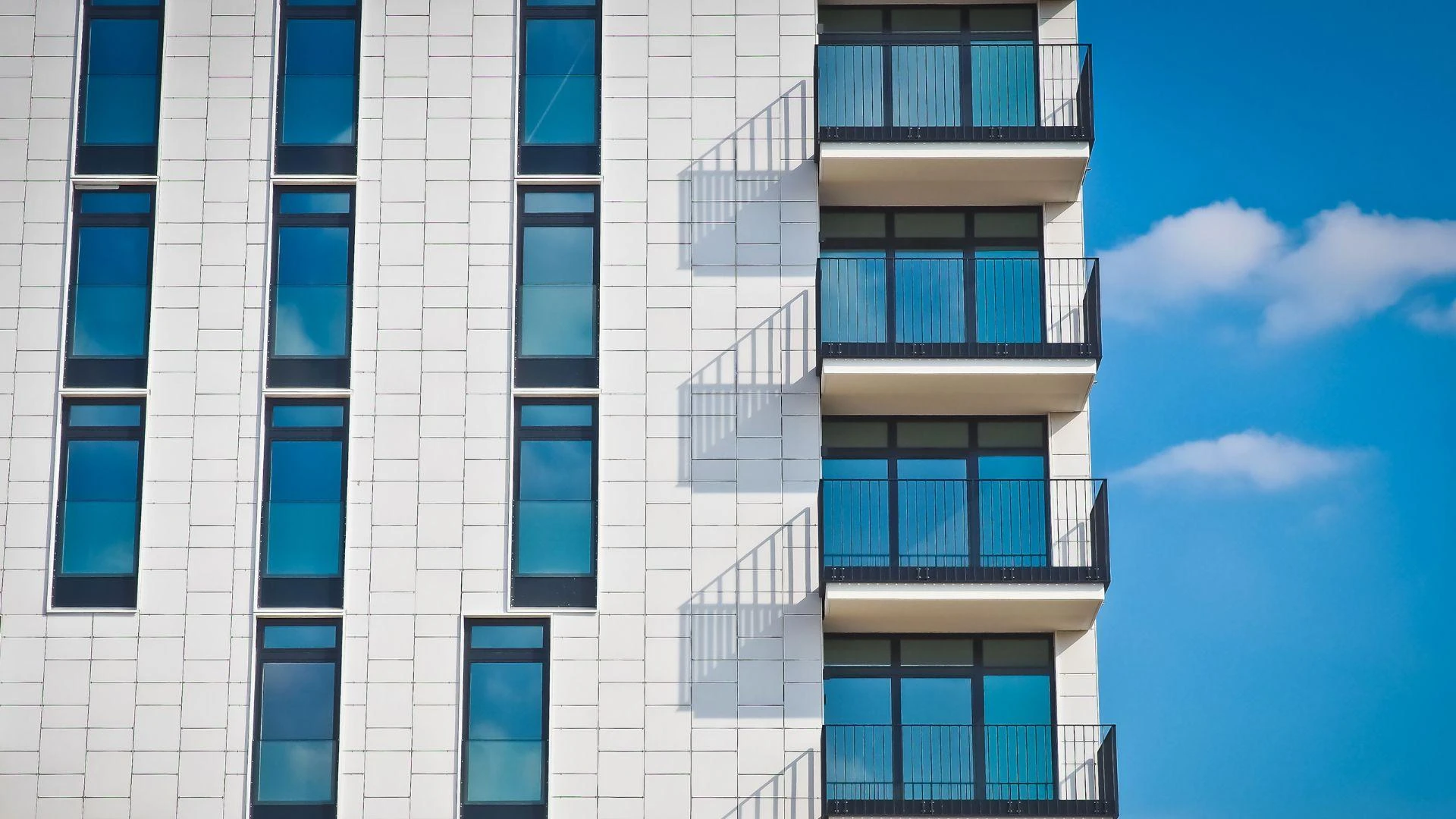 How to Choose the Best Real Estate Consultancy in Gurgaon?