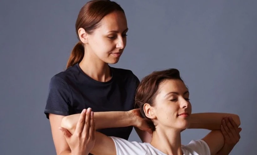 5 Benefits of Stretching Classes in Dubai