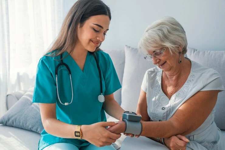 How Nursing Care Helps Manage Chronic Illness