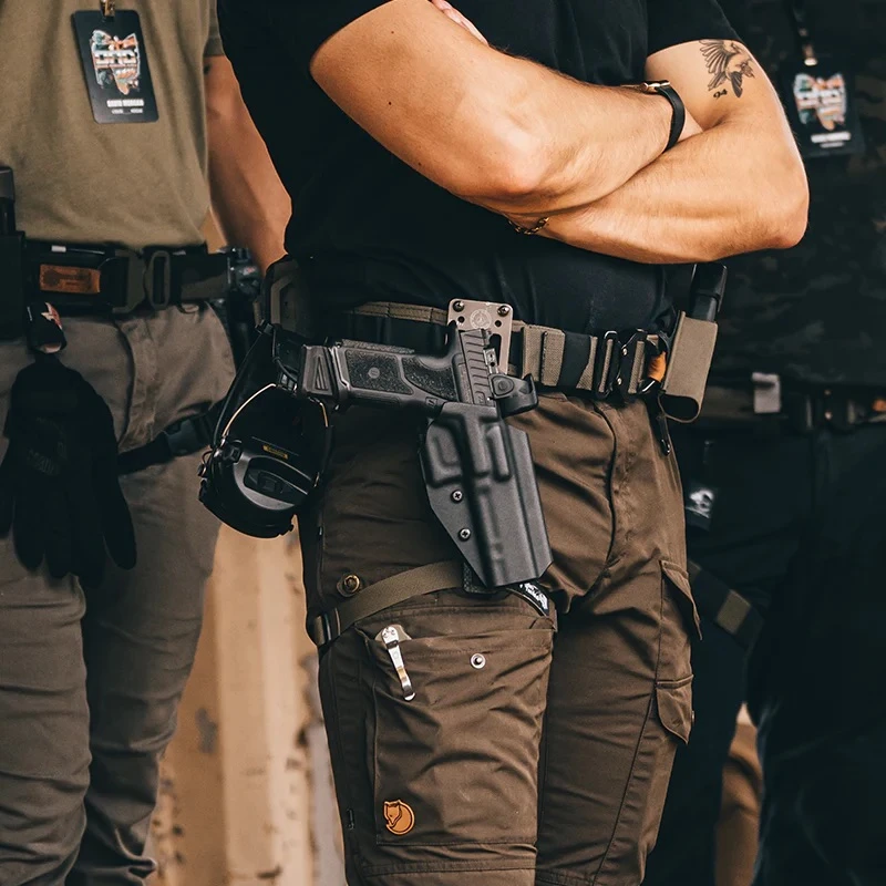 What Carry Style Is Best For Your Body Type?