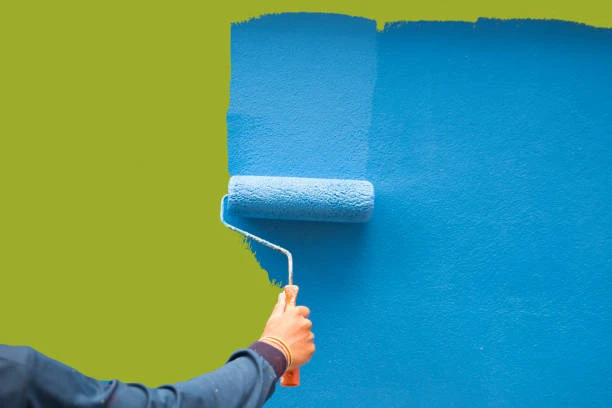 How Temperature and Humidity Change Paint Behavior on the Jobsite