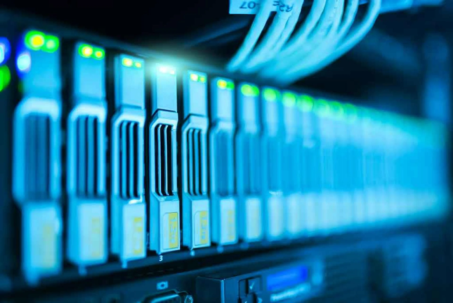 Verpex vs Hover 2025: Which Hosting & Domain Platform Offers Better Value?