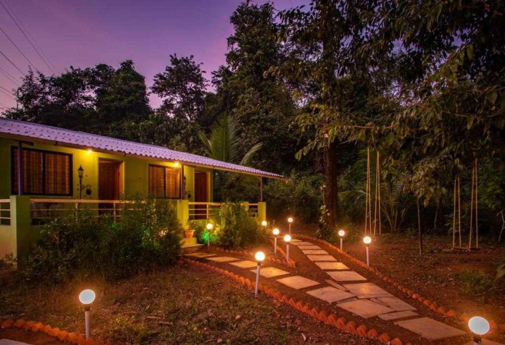 What is the best place to visit in Karnataka in September?