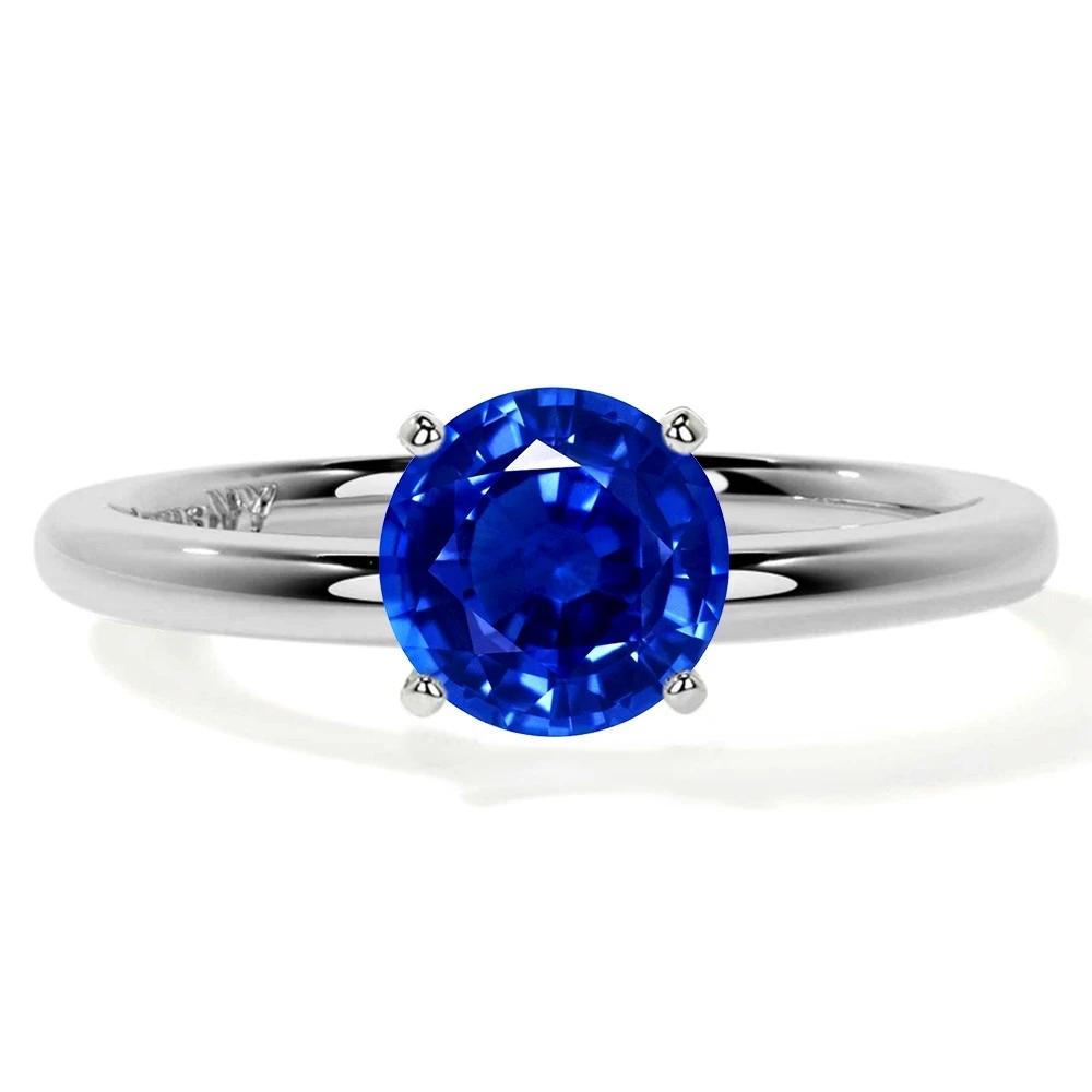 How a Diamond and Sapphire Ring Blends Brilliant Sparkle With Bold Color