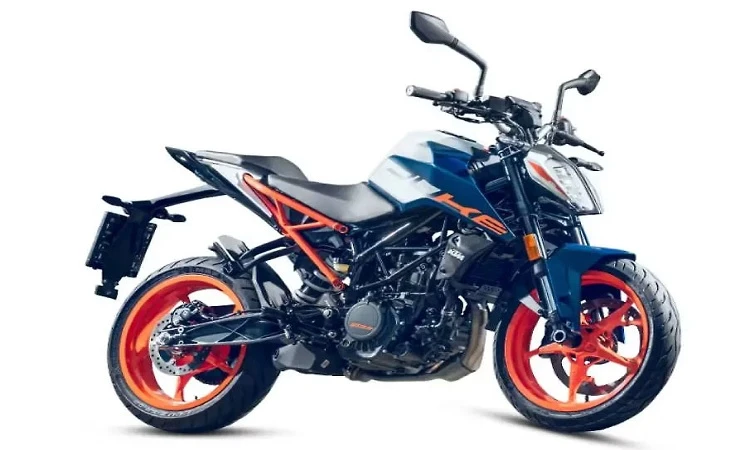 KTM 160 Duke vs Bajaj Pulsar NS160 Comparison: Which Streetfighter Rules the 160cc Segment