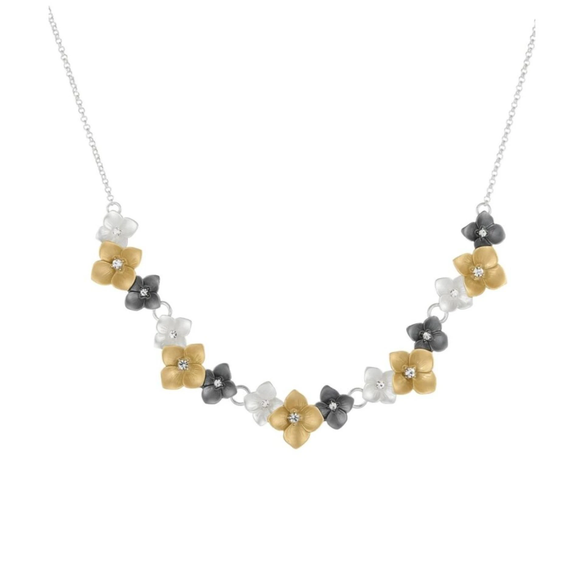 New Year’s Eve Jewelry Ideas to Elevate Your Party Look