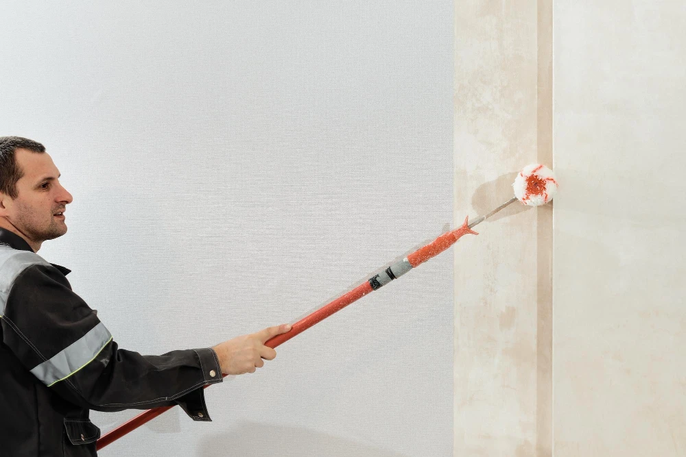 Stucco Repair vs Replacement: What Homeowners Should Know