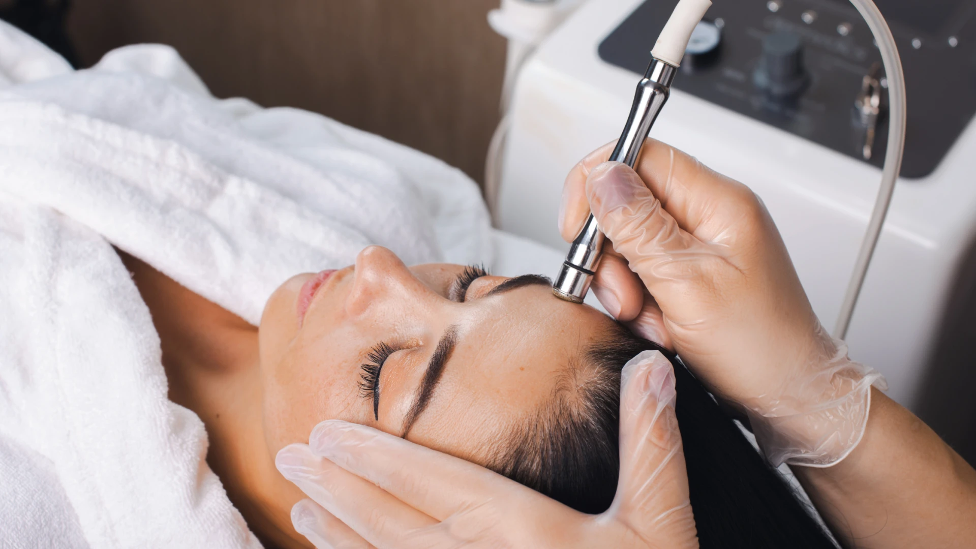 Redefining Beauty: A Complete Guide to Face Slimming Surgery Clinics in Delhi