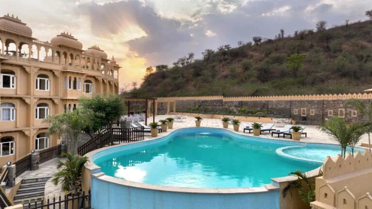 What Makes Udaipur Ideal for a Destination Wedding Venue