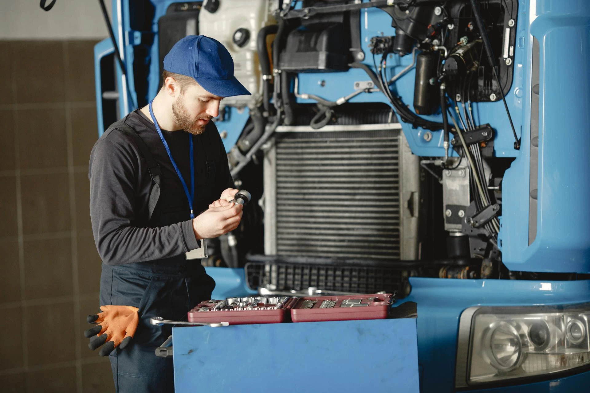 When to Change the Air Filter in a Truck?