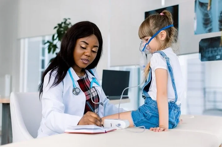 WikiAllergie: Ask the Allergist & Board-Certified Immunologist