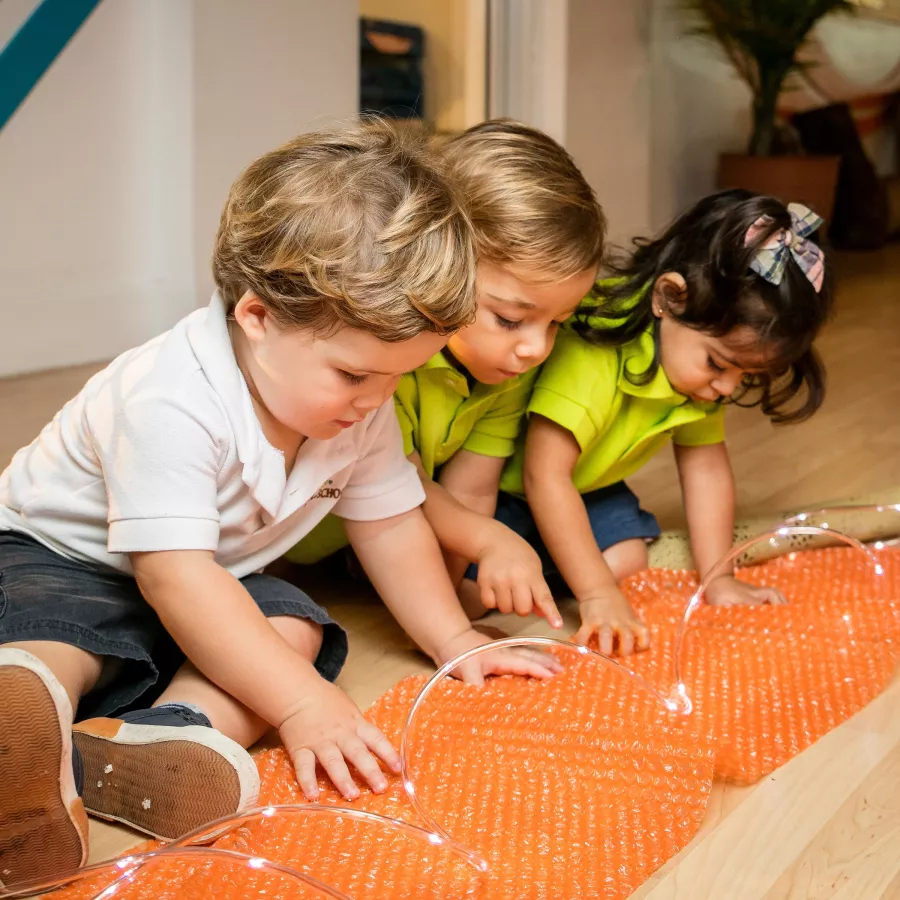 Is it Better for a 2 Years Old To Go to Daycare or Stay at Home?