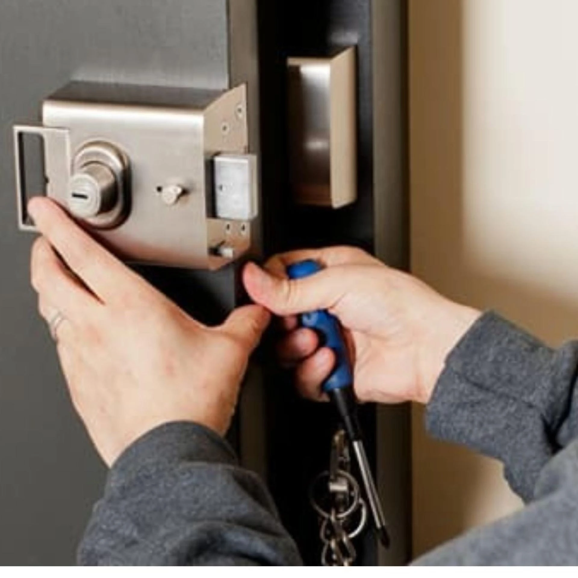 Rekeying vs Replacing Locks for Roslyn Businesses: What Makes Sense and When