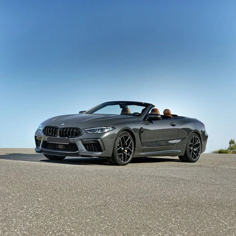How Renting an Exotic Car Elevates Your Dubai Travel Experience